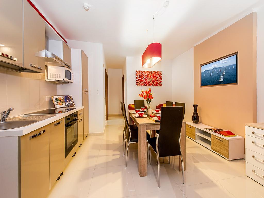 Bayside Apartments San Ġiljan Exterior foto